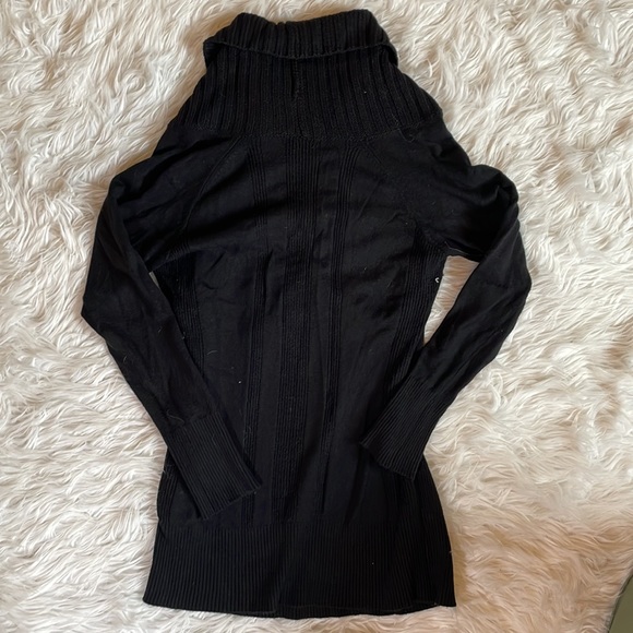 Cache sweater - Picture 4 of 4